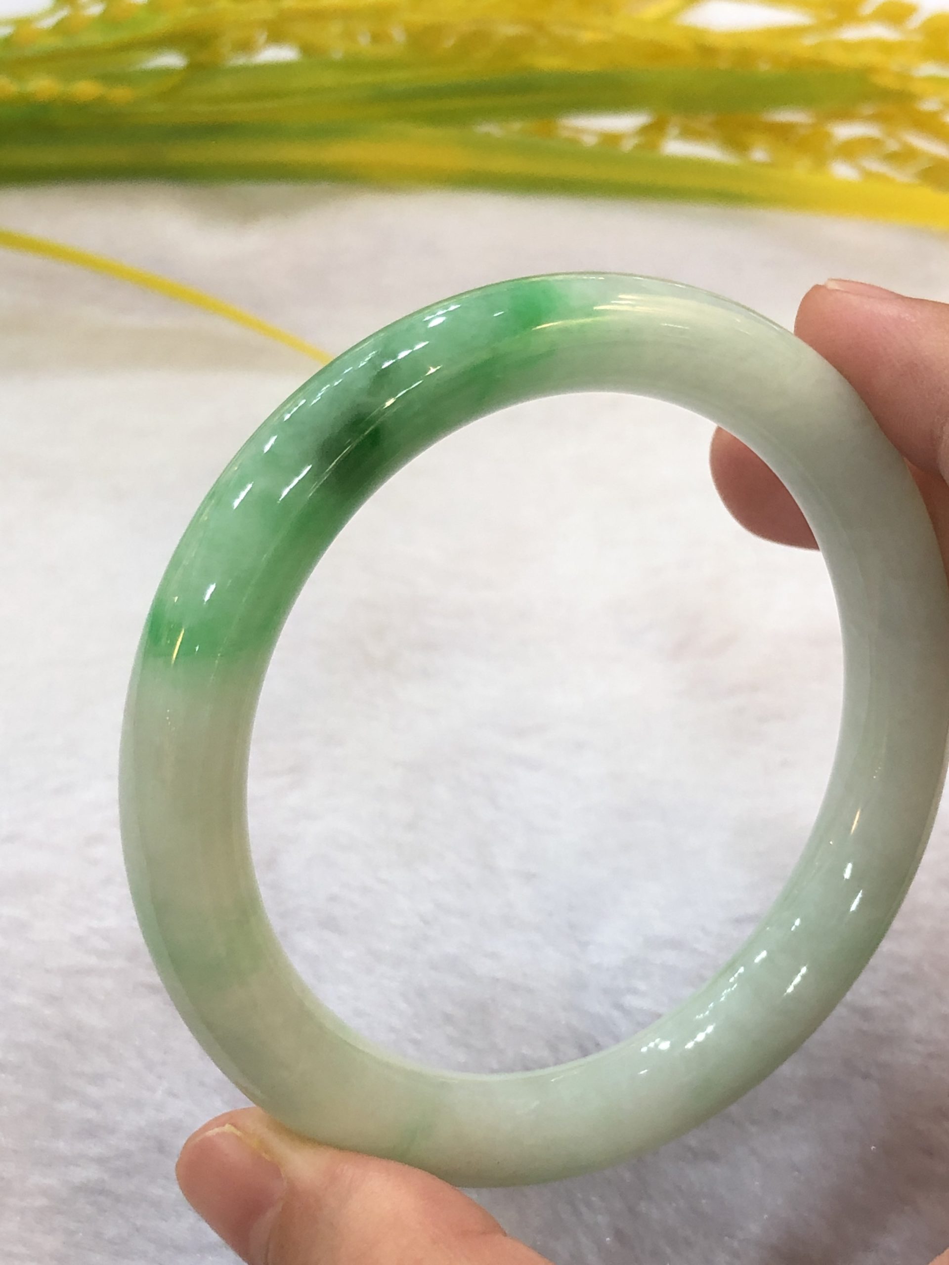 Apple on sale jade bangle