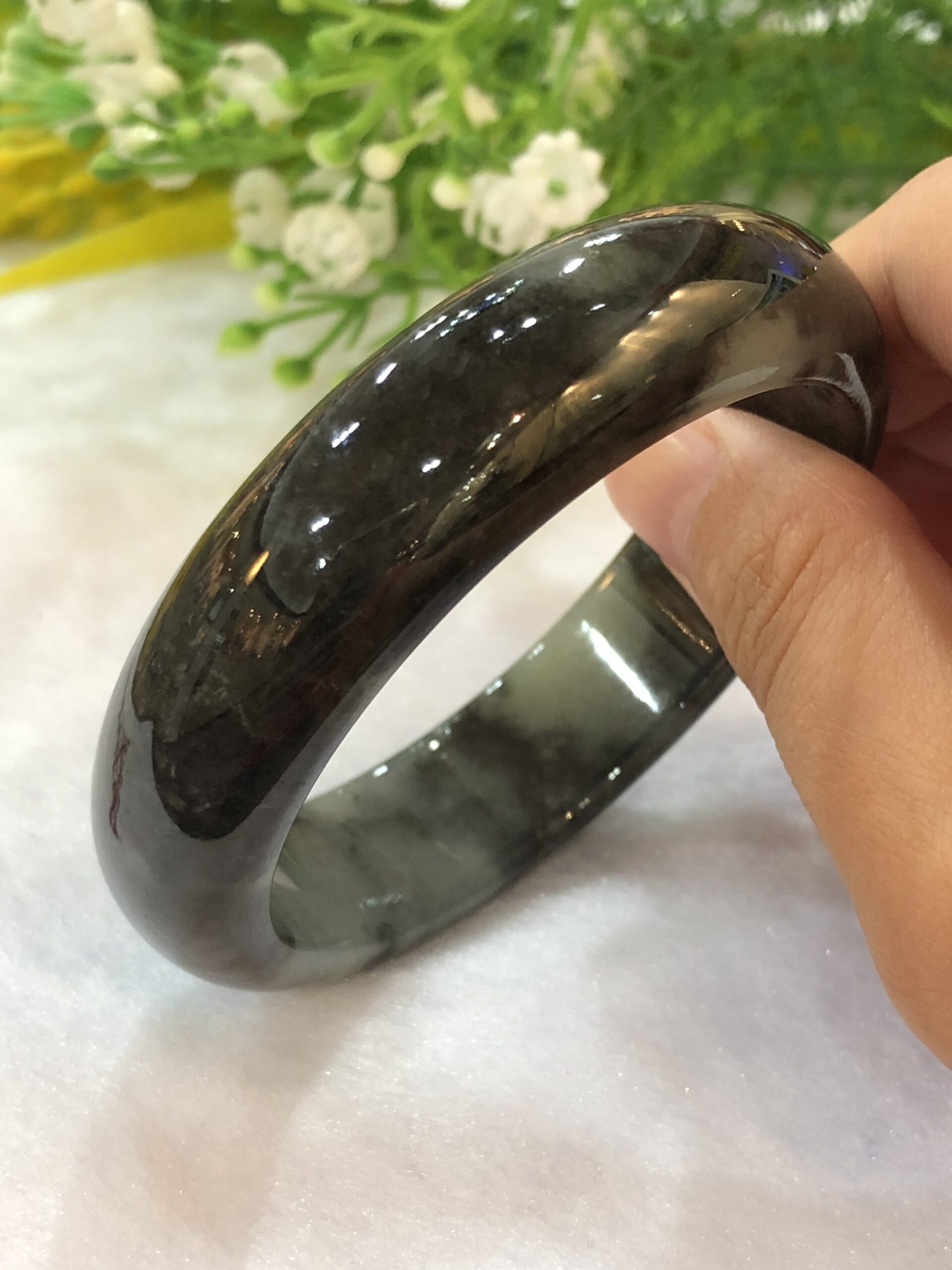 14 mm Jadeite Jade Large Round Beaded Bracelet, Green, Gray, Black Jad –  AriaDesignCollection