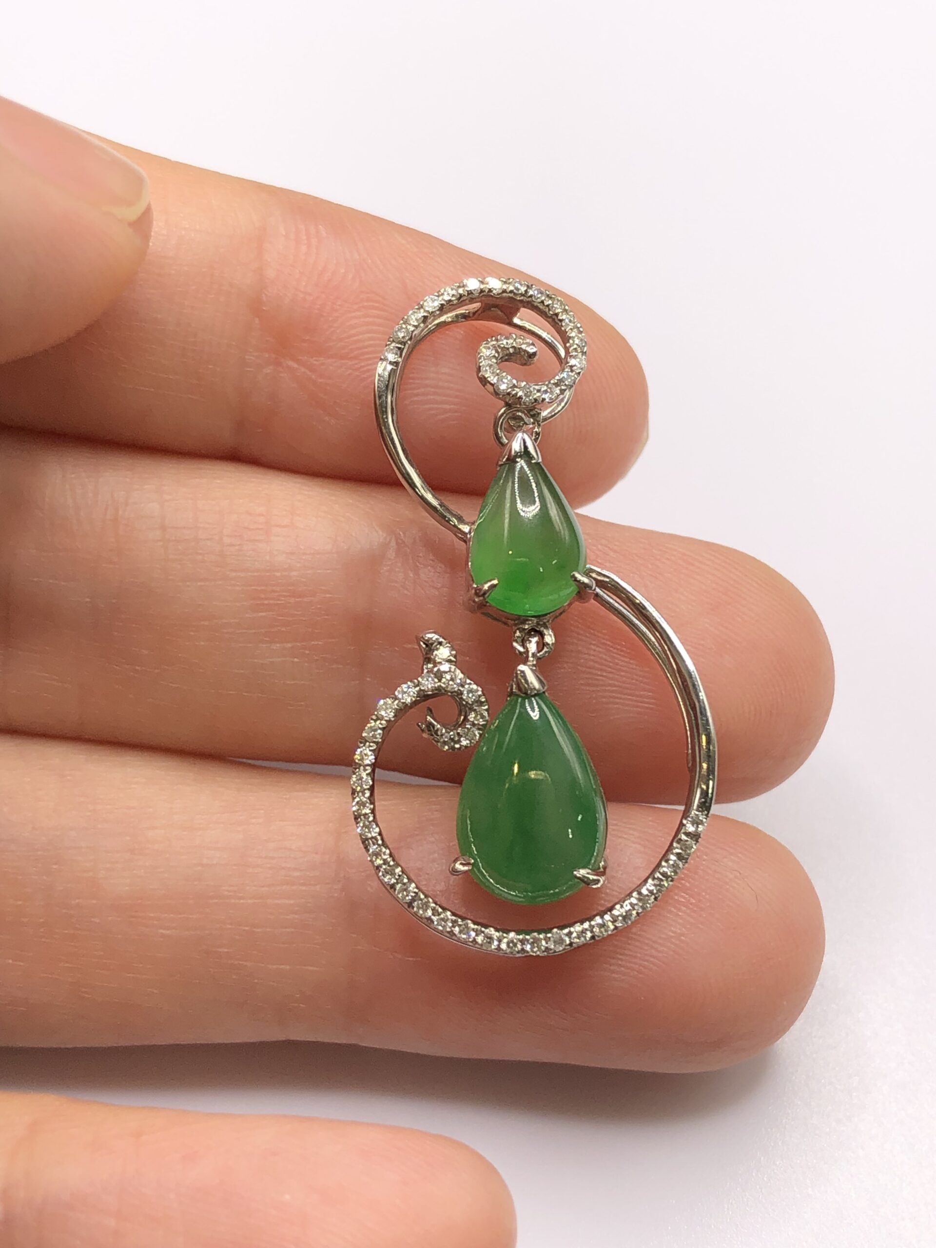 light green jade pendant