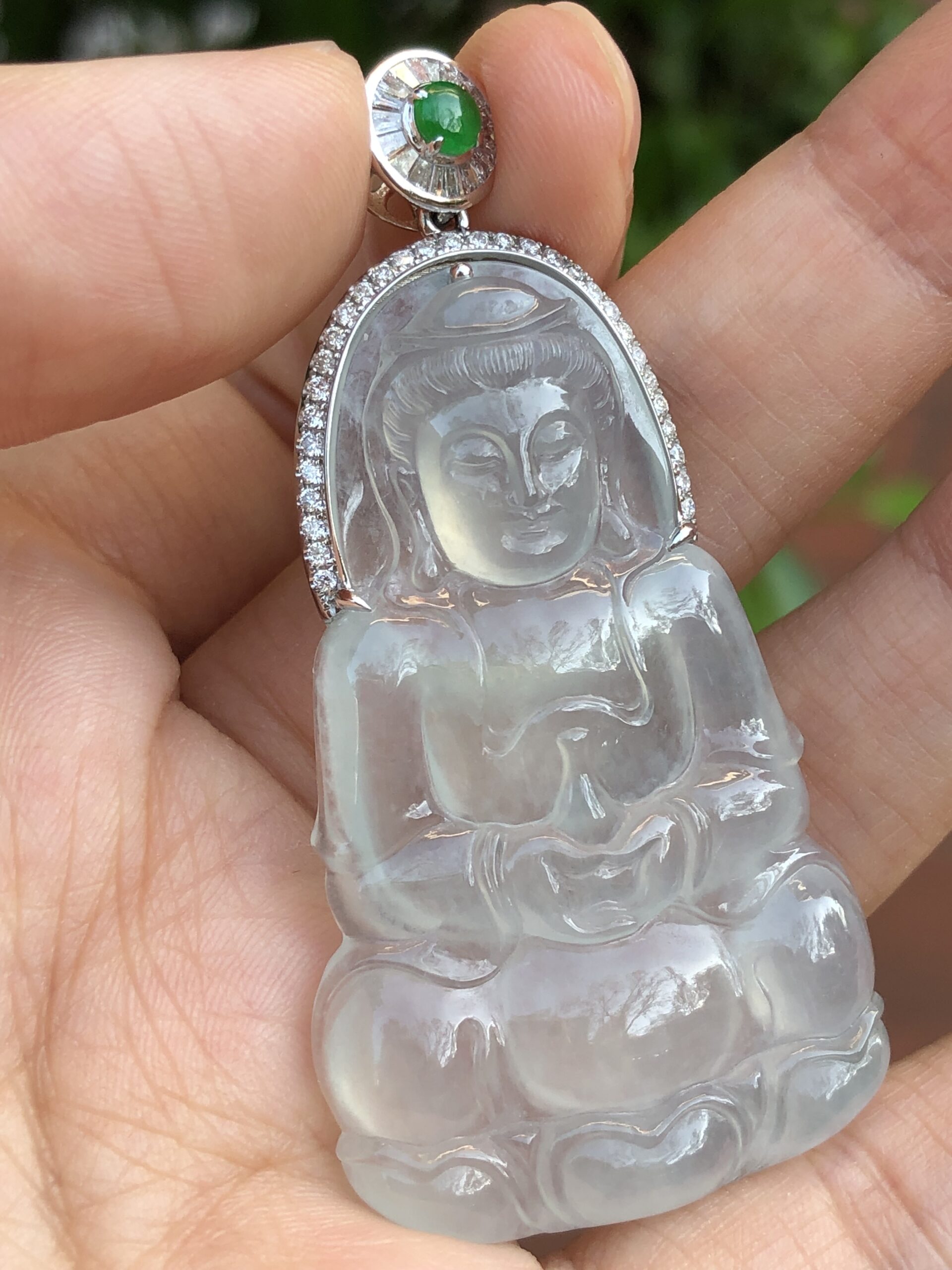 Guan Yin Jadeite Pendant for Necklace, Icy Green, Natural Grade A Jade,  Guanyin, Burma Gemstone, Chinese Carved Carving Jewelry, Kwan Yin -   Sweden